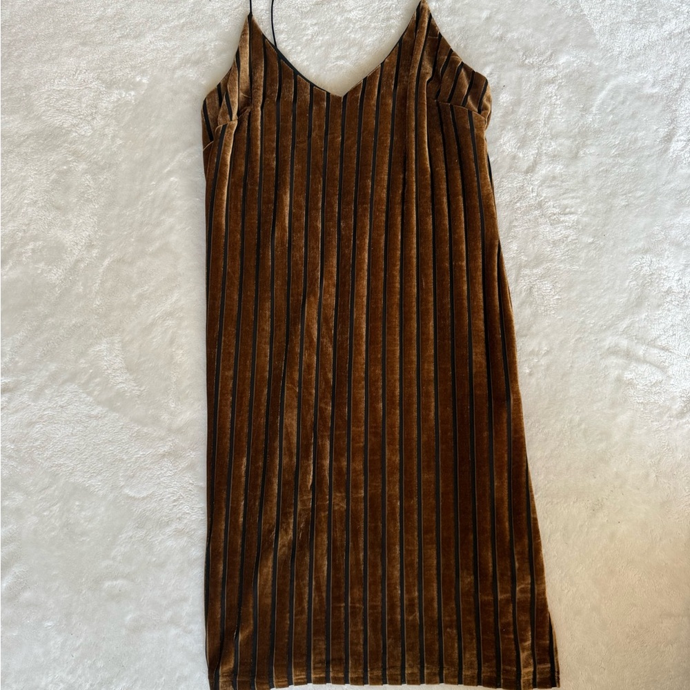 Elegant Brown Velvet Dress